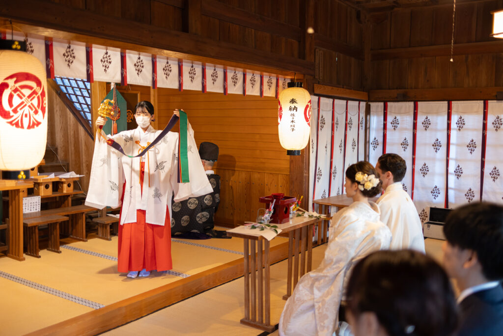 長崎八坂神社挙式巫女さま